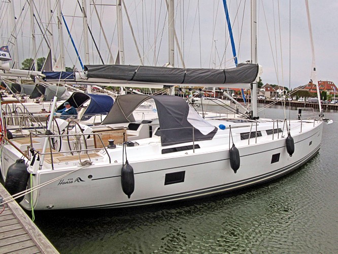 Hanse 458 ab Stockholm mieten bei MOLA Yachting