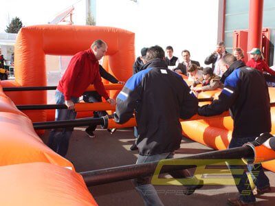 Menschenkicker klein mieten bei Oppermann Events