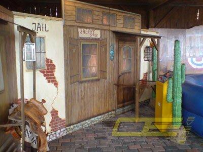 Western Stellwände & Kulissen mieten bei Oppermann Events