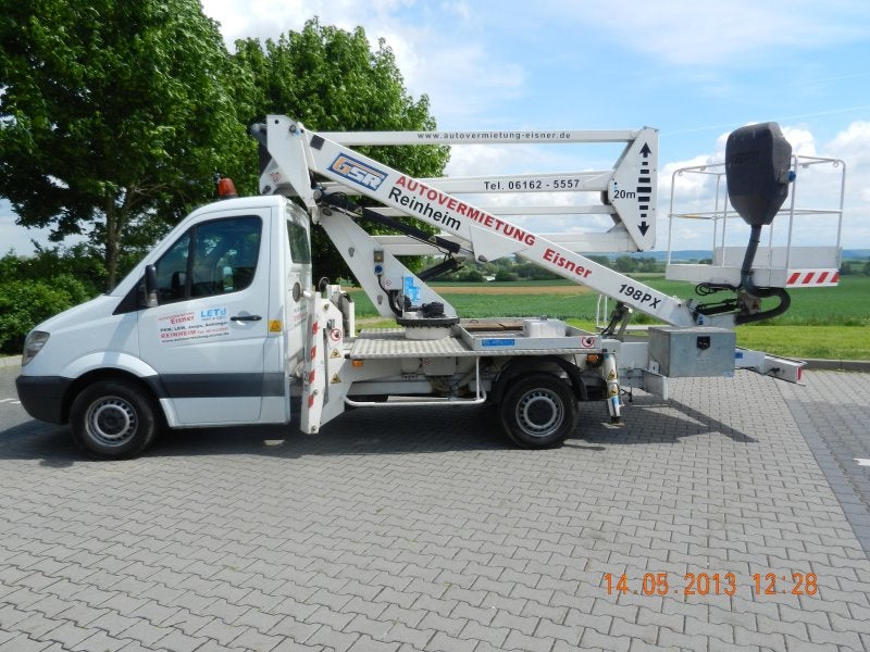 Arbeitsbühne Hubsteiger bis 22m – 2