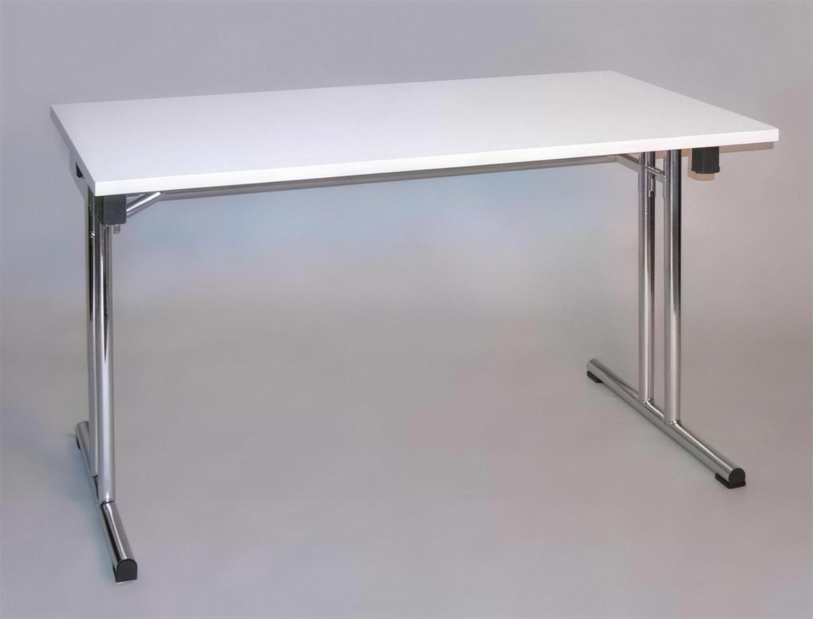 Konferenztisch 120x40cm mieten in Frankfurt am Main