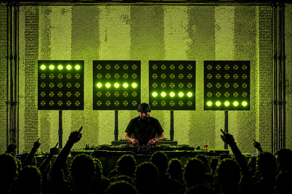 Lichtanlage „Matrix Stage Set“ mieten
