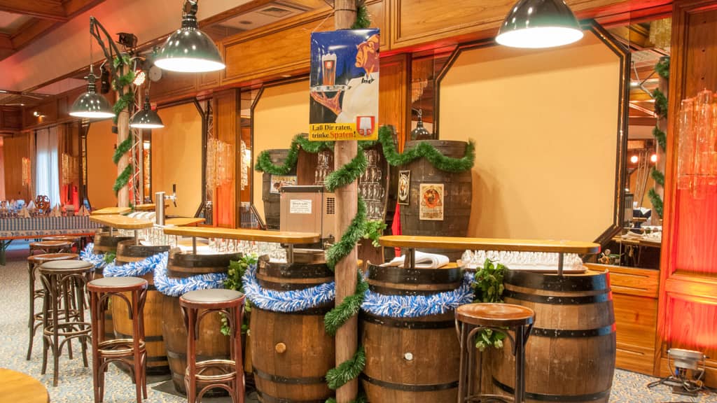 Oktoberfest Bar mieten bei Crypton Event GmbH (GF Jörg Cziesla)