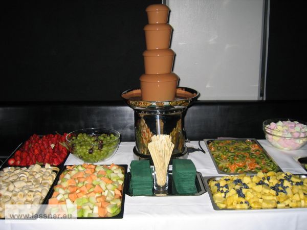 Schokoladenbrunnen mieten bei Lassner Catering & Eventausstatter