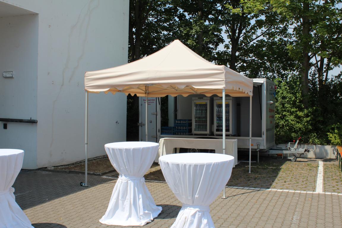 Mastertent weiss / creme 3m X 3m Preis pro Nutzungstag mieten
