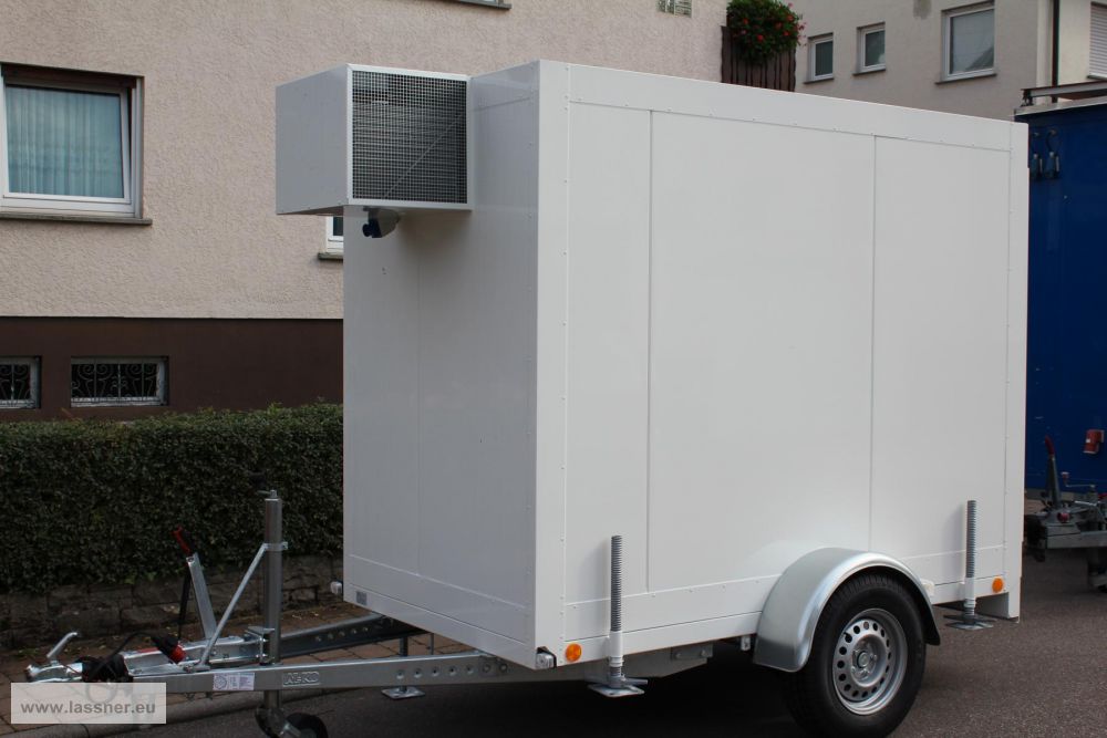 Kühlwagen Preis pro Nutzungstag mieten bei Lassner Catering & Eventausstatter, Ian Townsend