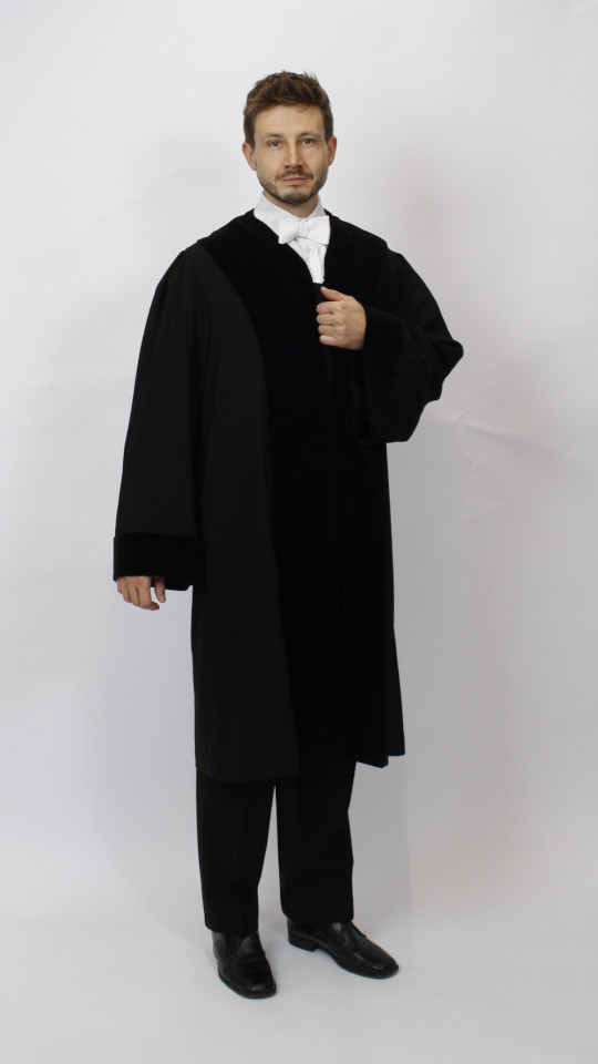 Antwalt Outfit (Robe, Hemd und Fliege) mieten