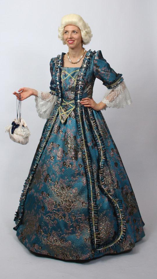 Rokoko Outfit – Türkis-Bestickt (Kleid, Reifrock und Pompadure) mieten