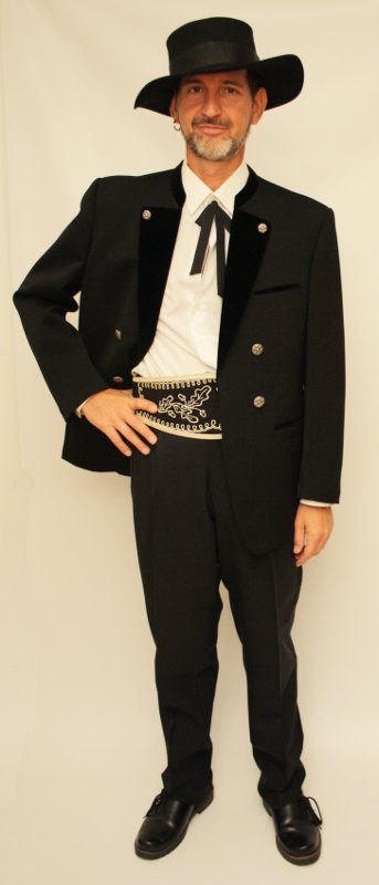 Schweizer – Aargauer – Tracht (Jacke, Hemd, Hose, Gürtel, Hut und Schleife) mieten