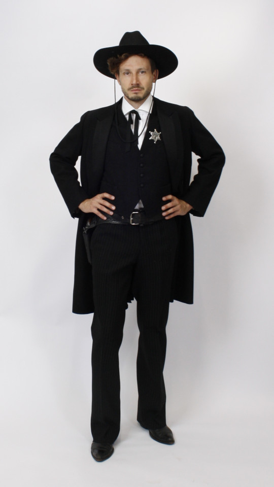 Sheriff – Cowboy Outfit (Weste, Stern und Halsschleife) mieten