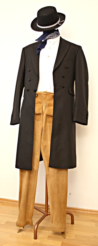 Thüringer Tracht – Herren (Gehrock, Lederhose, Hemd, Hut, Halstuch, Kniestrümpfe und Schuh
