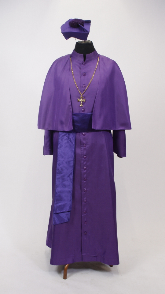 Kardinal Outfit – Lila (Kutte, Pelerine/Cape, Haube, Schärpe und Kette) mieten