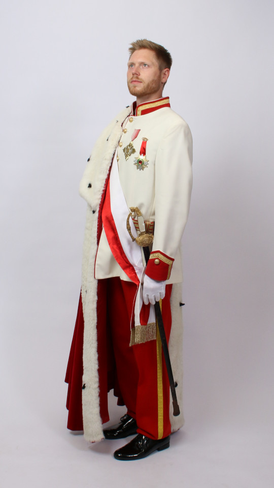 Königsmantel – König Outfit – Rot-Weiß (Mantel und Kette) mieten