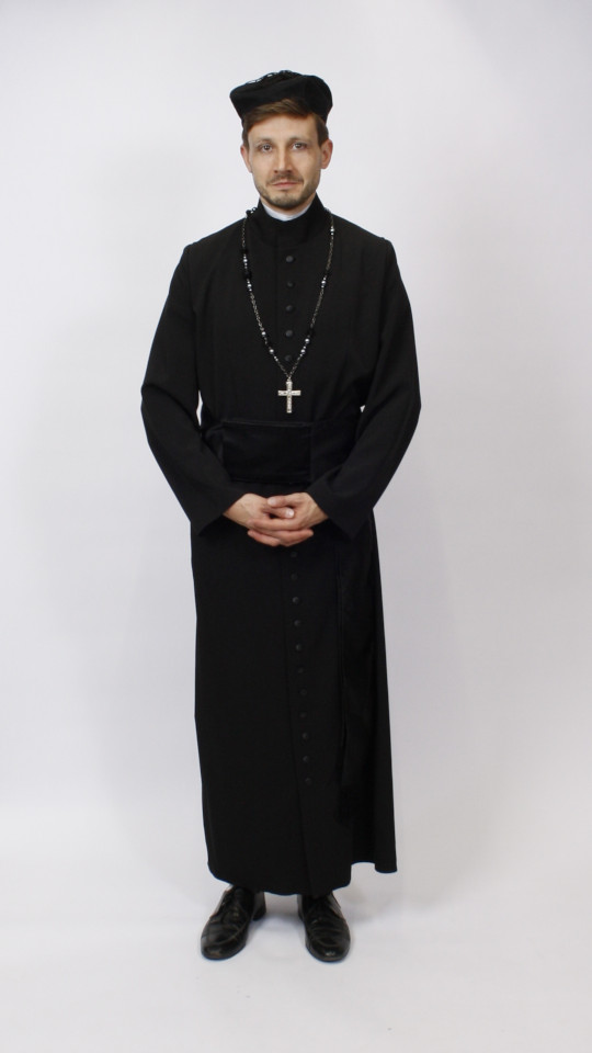 Priester – Pfarrer – Mönch Outfit (Kutte, Kragen, Kette und Haube) mieten
