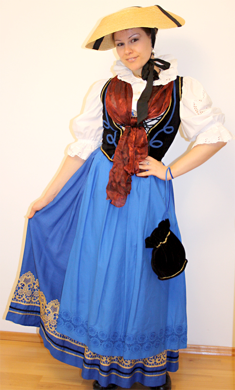 Hamburger Tracht – Damen (Mieder, Bluse, Rock, Schürze, Hut, Pompadure, Schuhe und Kniestr