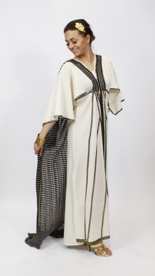 Griechin Outfit – Creme-Schwarz (Kleid, Armband und Kette) mieten