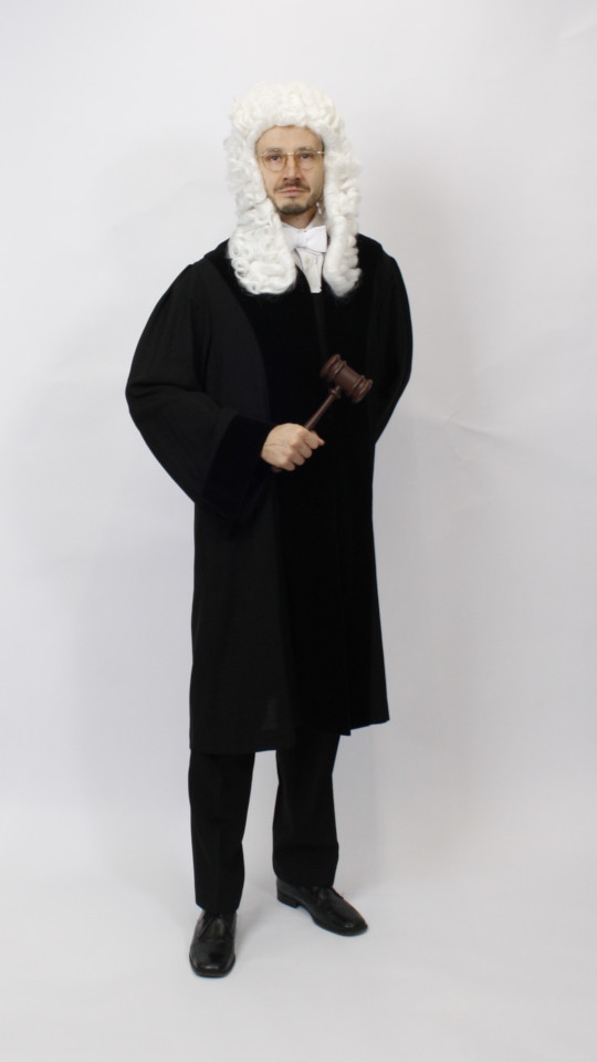 Richter Outfit (Robe/Talar, Fliege und Hemd) mieten