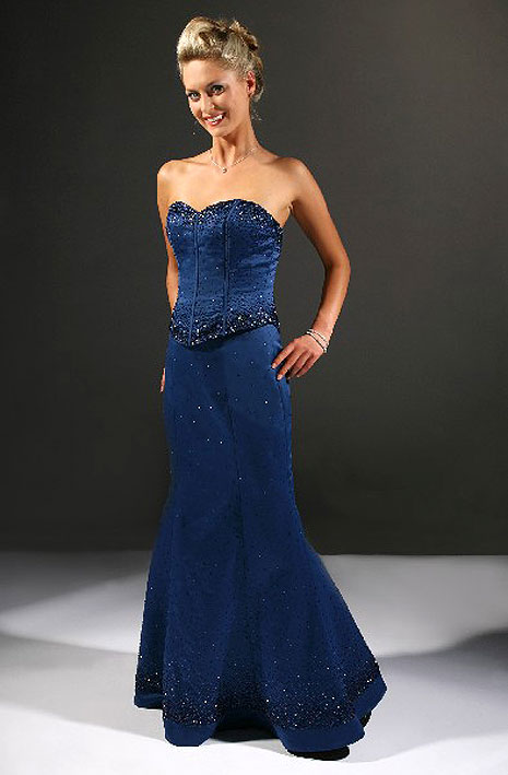 Abendkleid dunkelblau mieten
