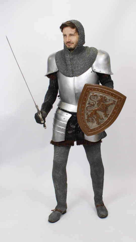 Ritter Outfit (Kettenhemd und Kettenhaube) mieten