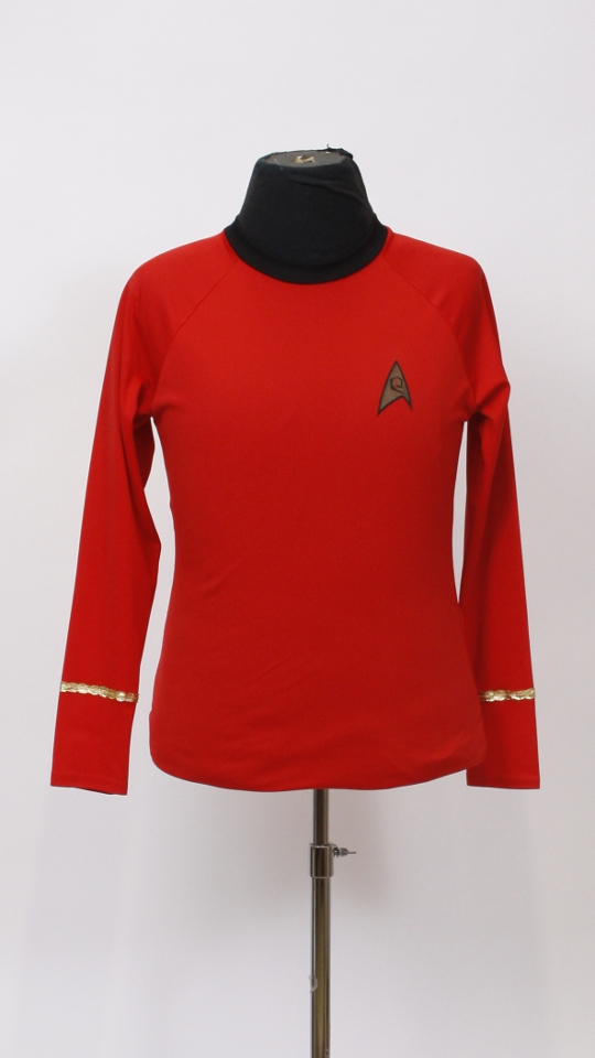 Star Trek – Raumschiff Enterprise – Rot (Hemd und Brosche) mieten