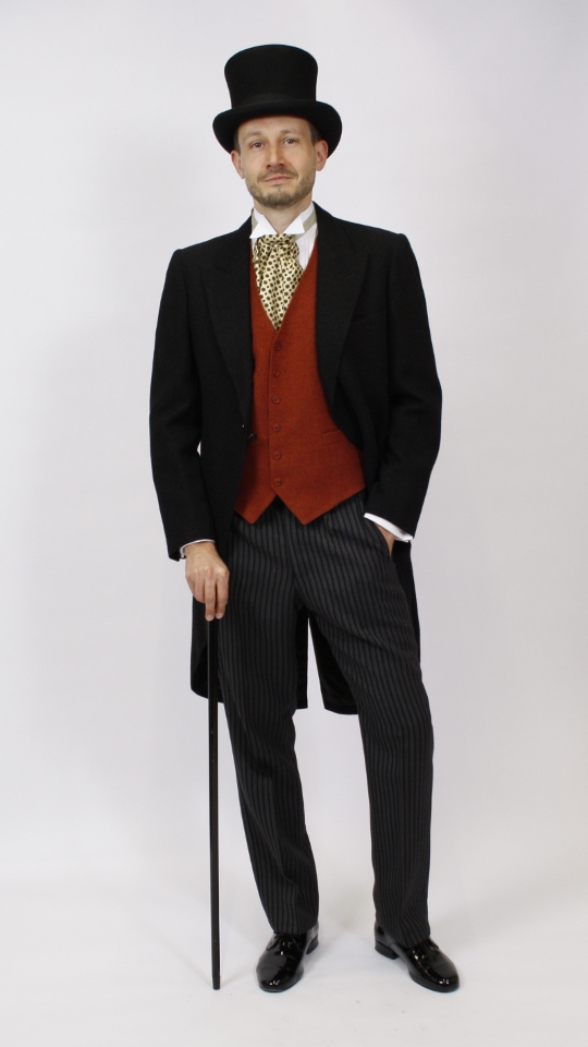 Jahrhundertwende – Biedermeier Outfit – Herren – Dunkelgrau (Hemd und Binder) mieten
