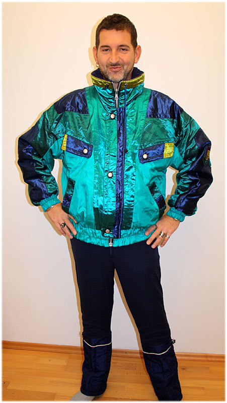 90er Jahre Outfit – Türkis (Jacke und Hose) mieten