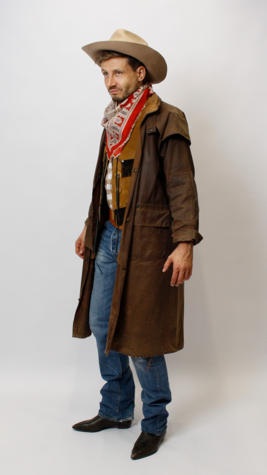 Cowboy Outfit – Leder (Weste und Hut) mieten