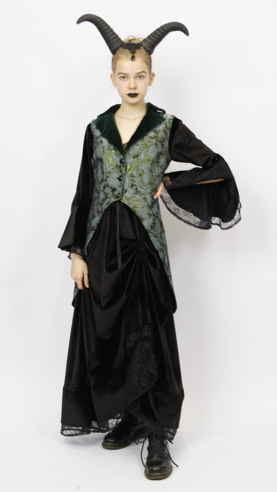 Böse Fee – Hexe – Halloween Outfit (Kleid, Weste und Hörner) mieten