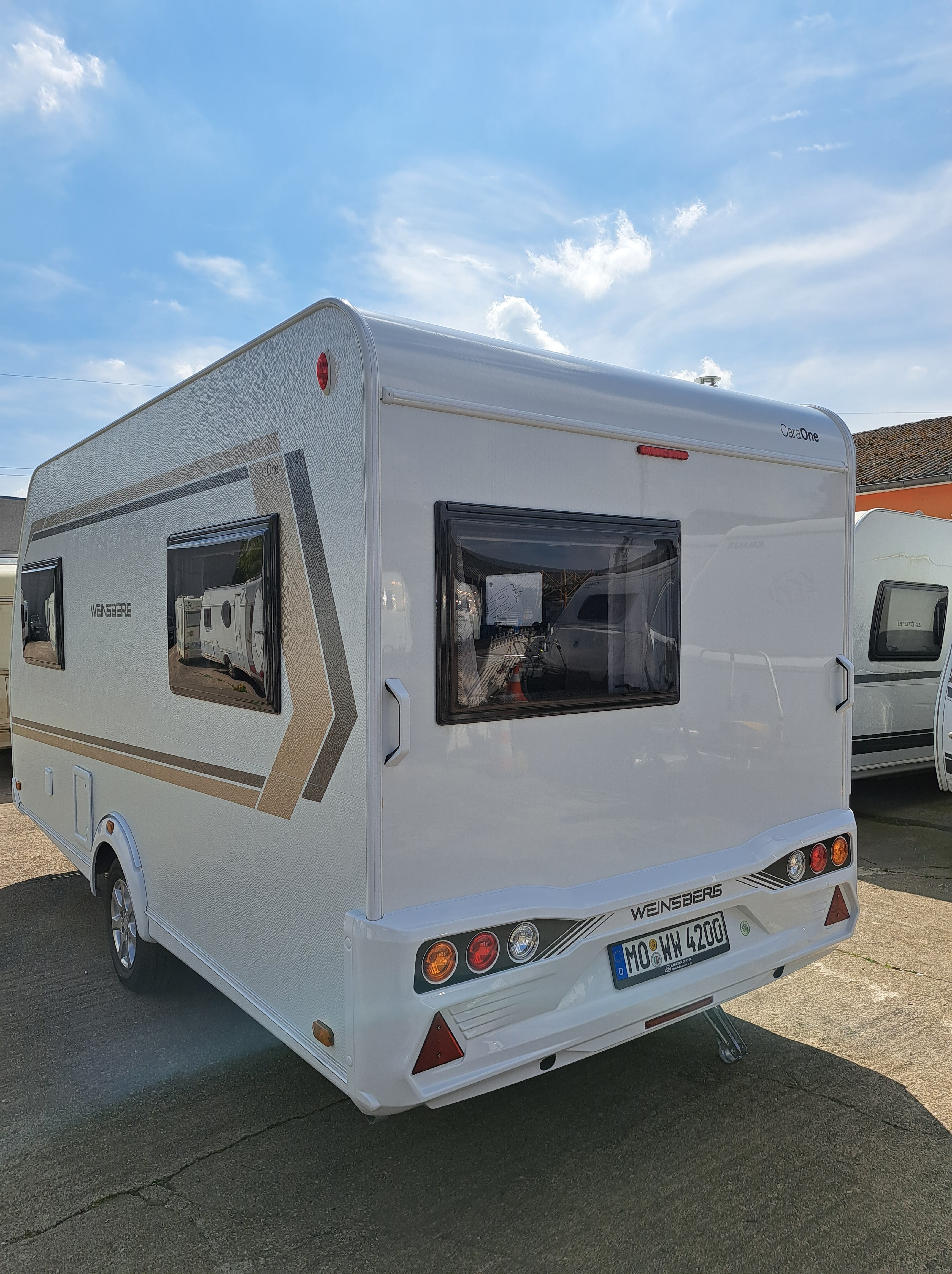 Weinsberg Cara-One 420 QD - Großer Kühlschrank und Fußbodenheizung! – 3