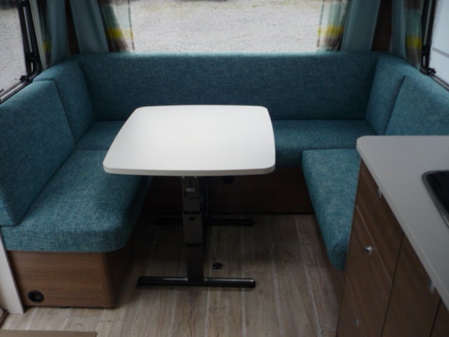 Wohnwagen Dethleffs C-Trend 515 ER für 4 Personen mit großem Kühlschrank! – 3