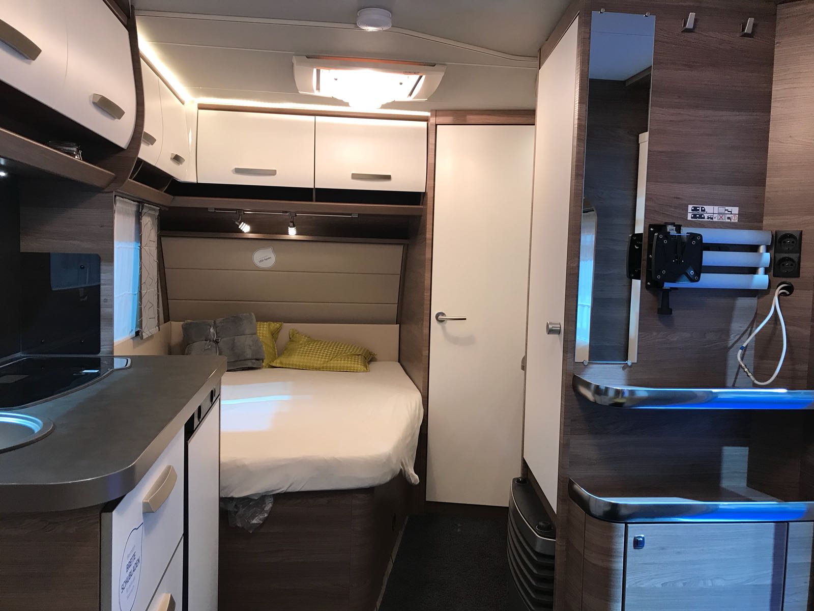 Wohnwagen Knaus Sport 450 FU Silver Selection - Klima, Mover und intelligentes Bremssystem! – 4