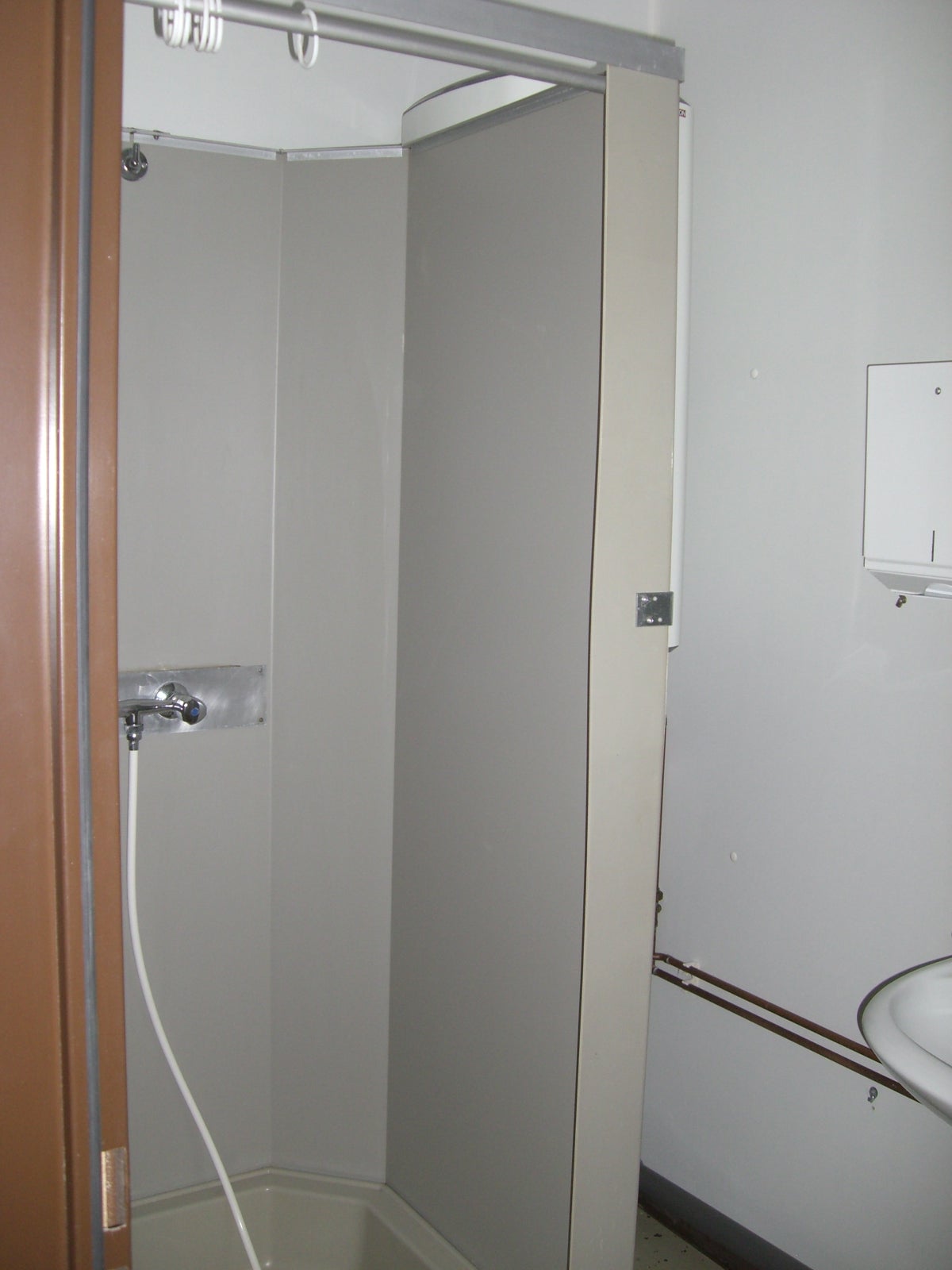 Sanitärcontainer, ca. 3,06 x 2,44 x 2,80, Mietcontainer – 3
