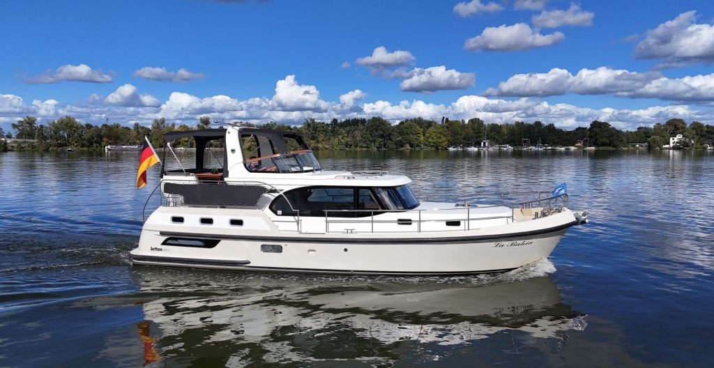Jetten 38 AC "La Bahia" mieten bei Yachtcharter Werder (Geschäftsführer/Betreiber: Bennet Seide