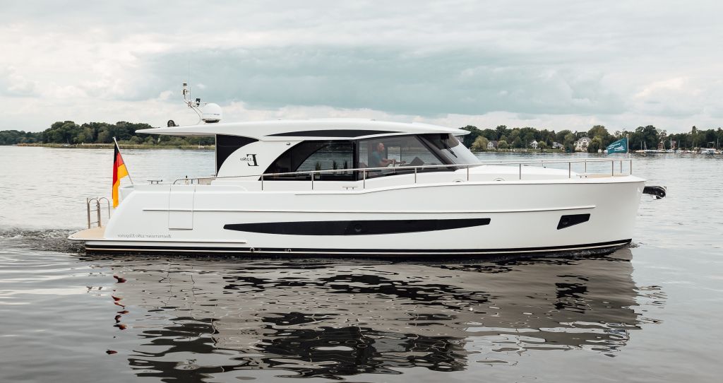 Boarncruiser 1280 Elegance "Jana" mieten