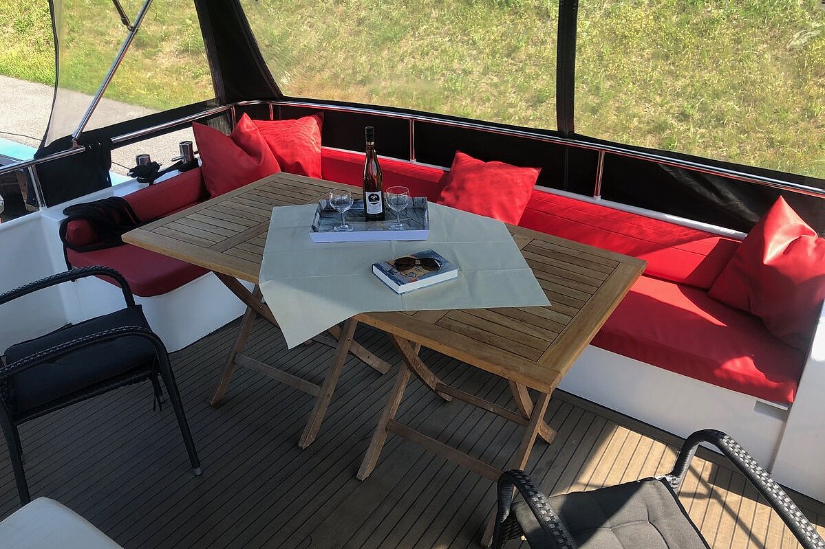 Hope - M-Retro 130 mieten bei Müritz-Yacht-Management e.K. (Inhaber: Dipl.-Wjur. Andreas M