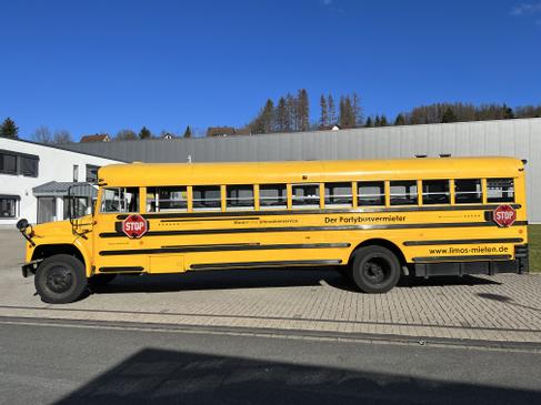 US Party Schoolbus Partybus Junggesellenenabschied für JGA Stripper Stripshow mieten Partybus Eventbus - Perfekt für Junggesellenenabschied und Weihnachtsfeiern – 4