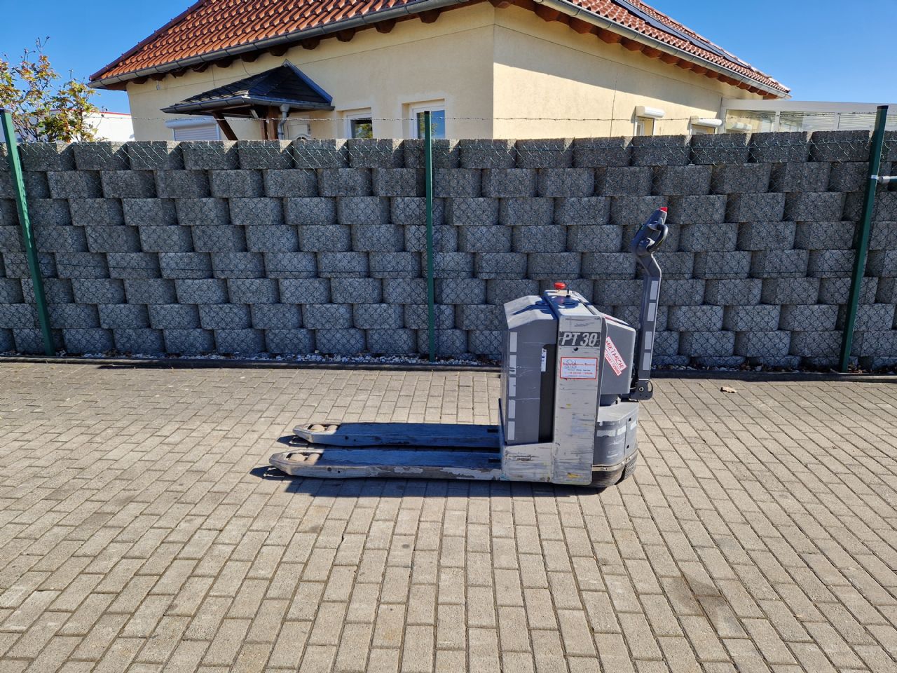TCM PT30 mieten bei Stapler-Service Schütze GmbH & Co. KG