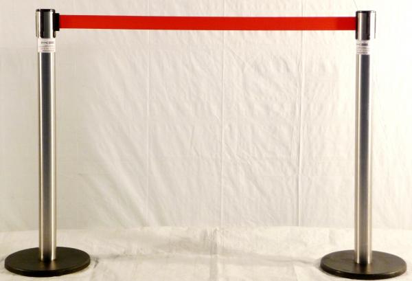 Personenleitsystem / Tensator / Absperrpfosten / Absperrständer / Gurtpfosten / Gurtabsperrpfosten / Absperrung / – 2