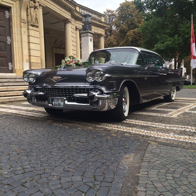 Oldtimer Cadillac Sedan De Ville – 2