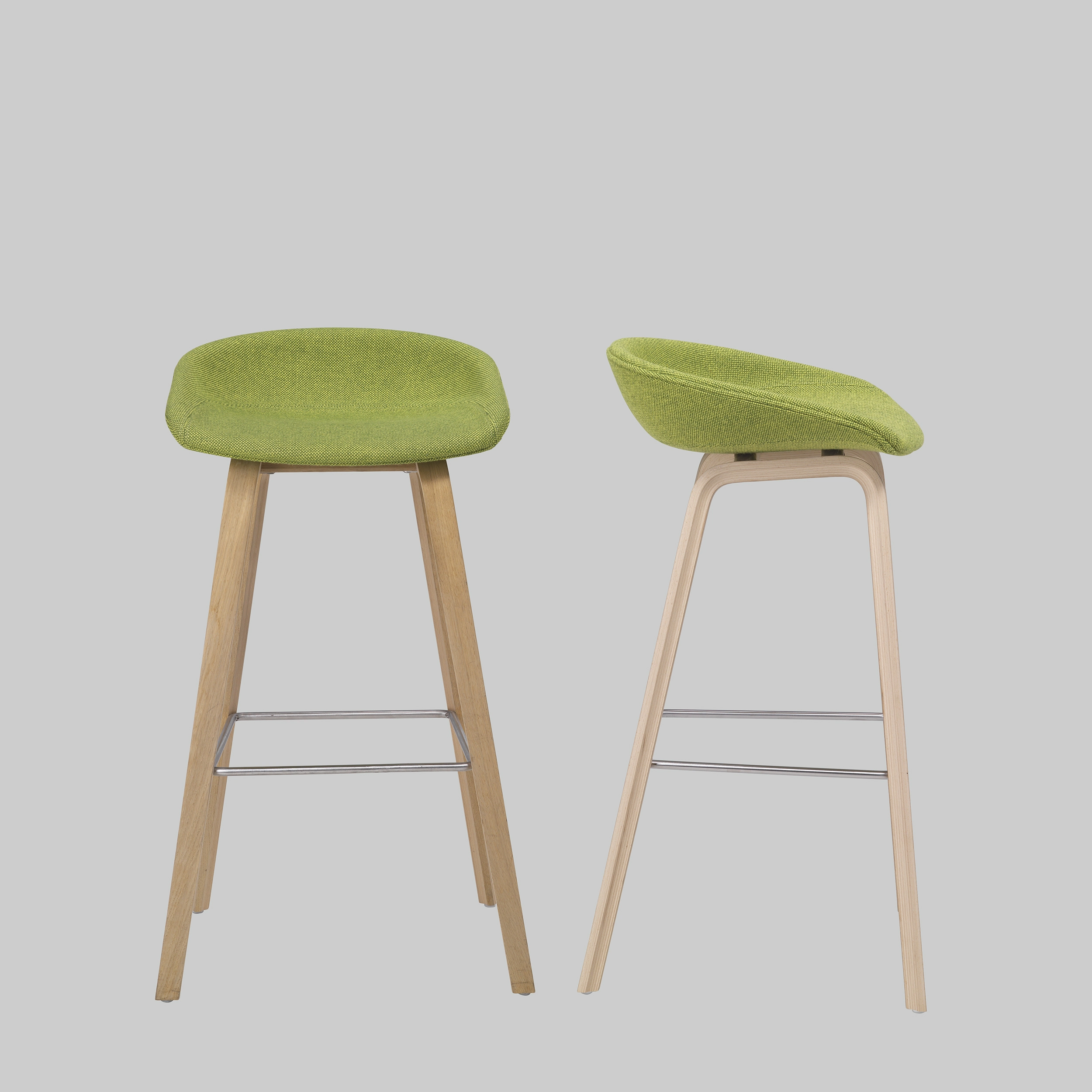 Barhocker ABOUT A BARSTOOL Hellgrün-Dunkelgrün / Eiche mieten bei ADEXPO
