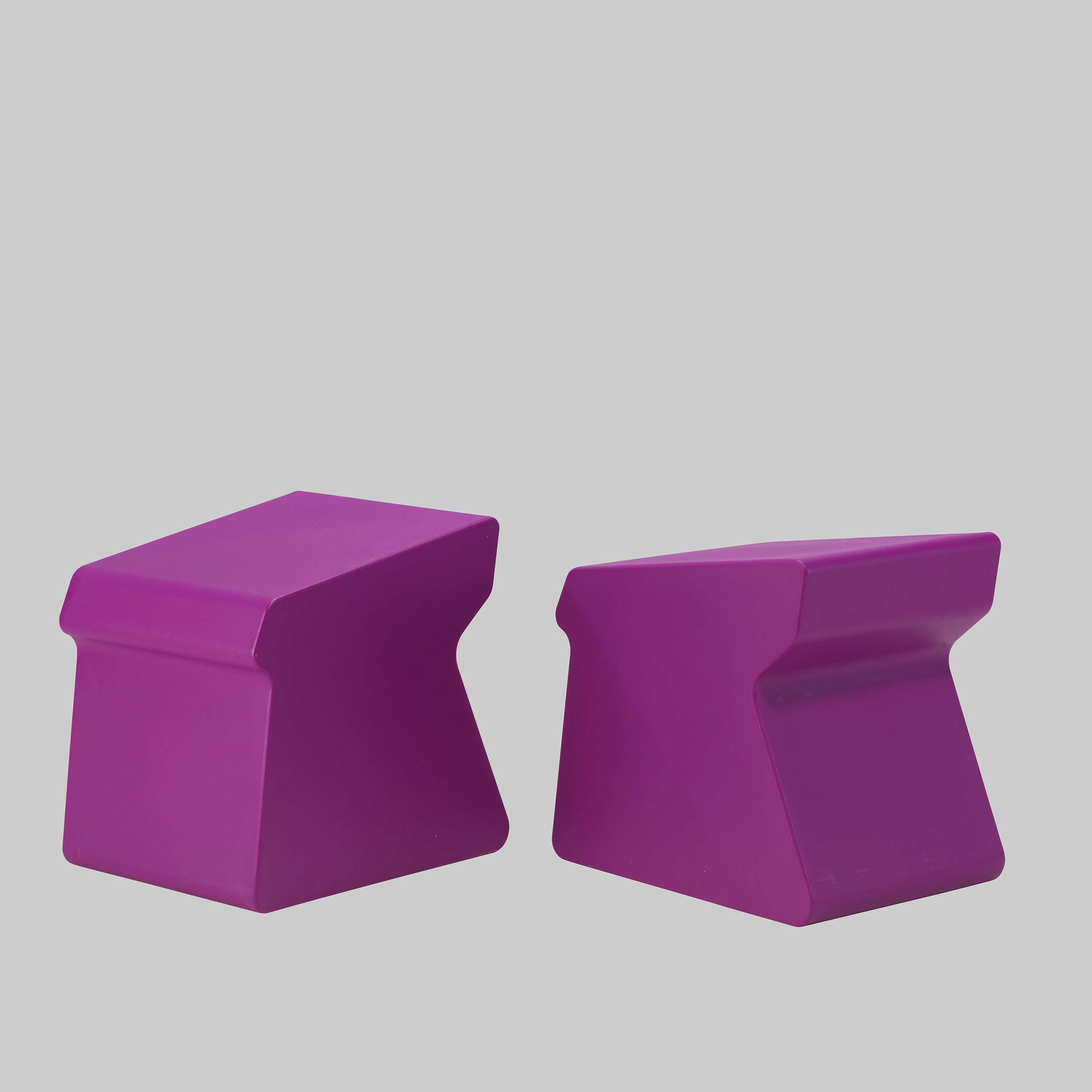 Hocker SALTO Fuchsia mieten bei ADEXPO