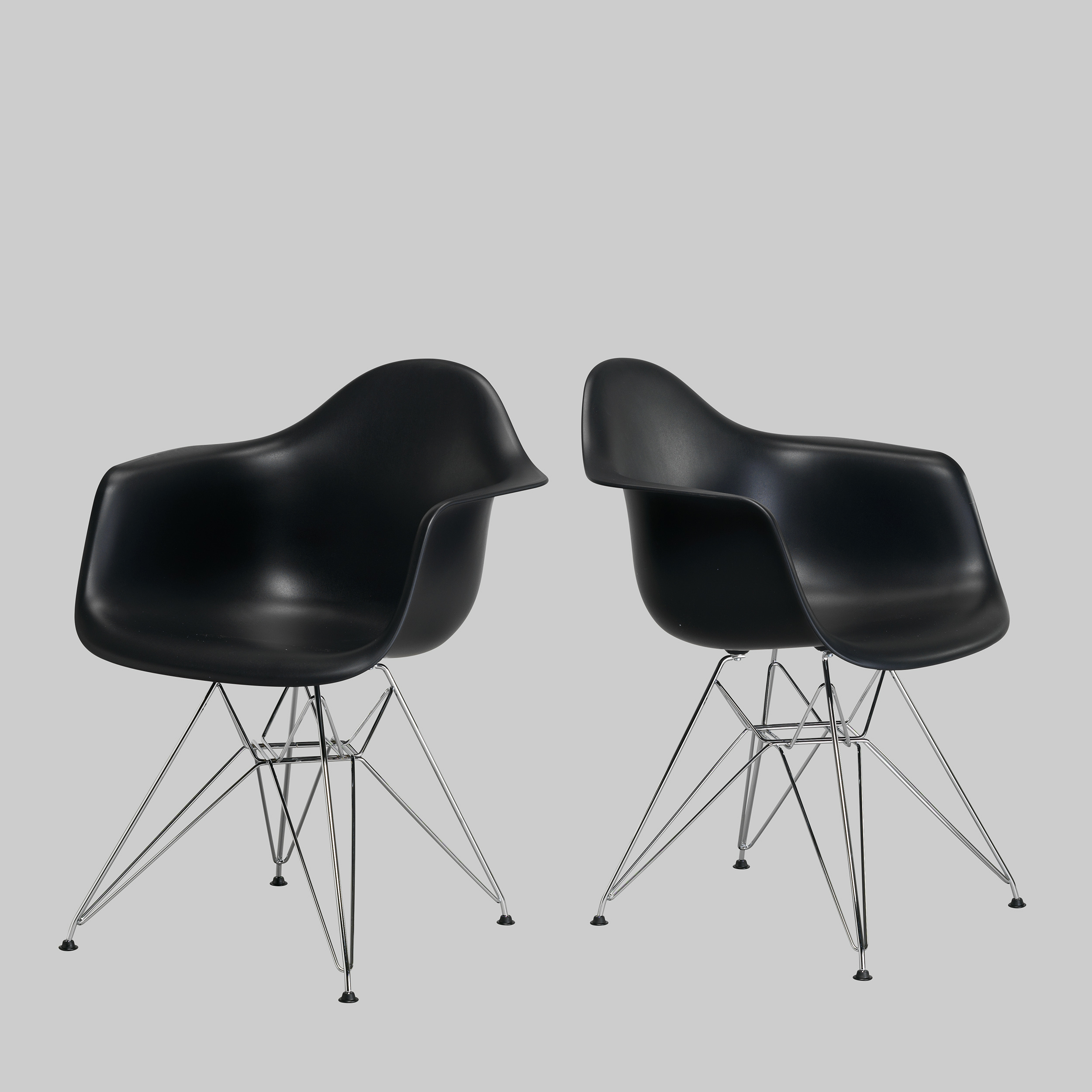 Stuhl EAMES DAR Schwarz / Chrom mieten bei ADEXPO