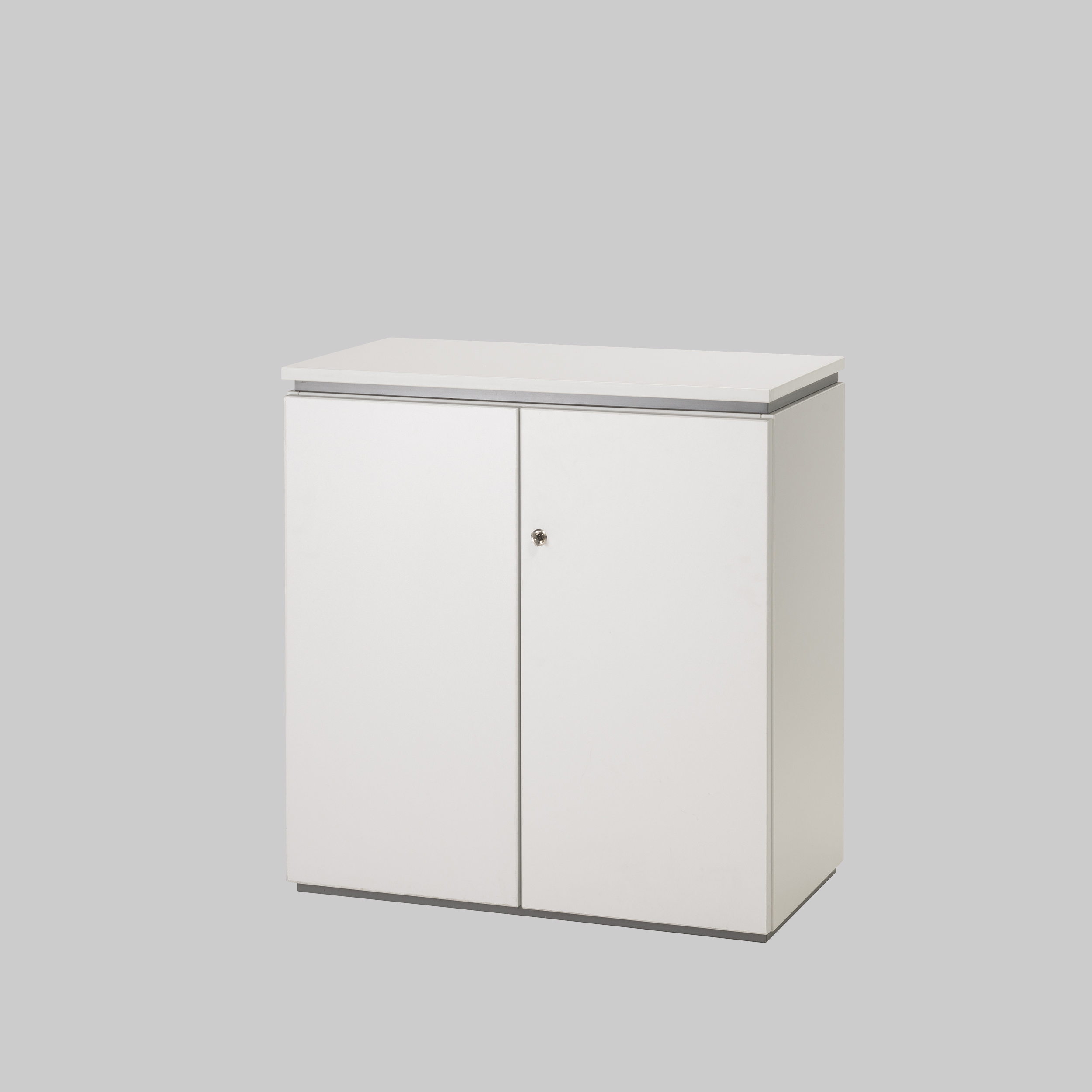 Schrank JOLIE 74×40×79 Silbergrau mieten bei ADEXPO