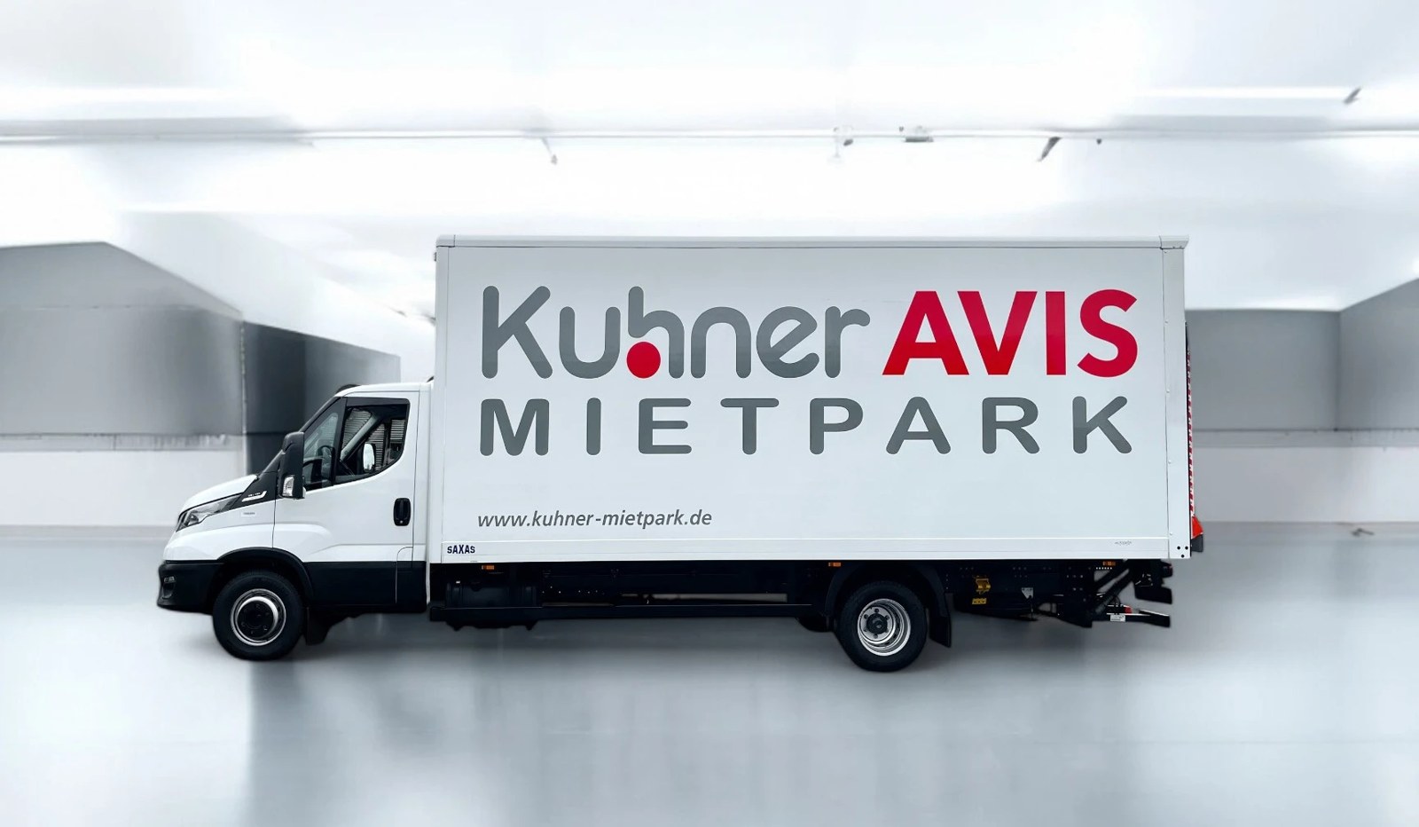 LKW Gr. TJ - 7,5 Tonner Koffer / Plane mieten bei Kuhner AVIS Mietpark GmbH