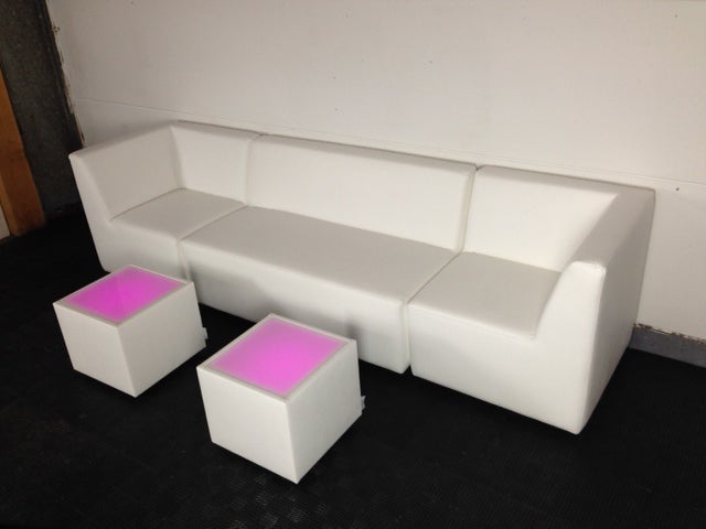 LED Akku Loungetisch 40x40cm  mit Glasplatte weiß – 2