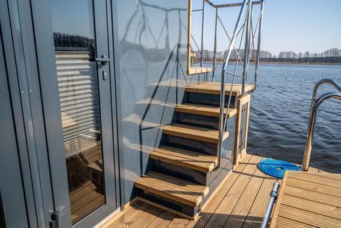 my Seahouse 2 Luxus Hausboot mieten auf der Mecklenburgischen Seenplatte! Führerscheinfrei – 2