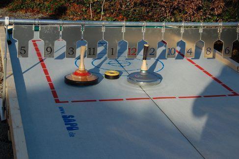 mobile Eisstockbahn jetzt auch mit Lattl-Gestell /bekannt aus dem ZDF Fernsehgarten und TV Total ! / Eisstockschießen / Curling Bahn – 2