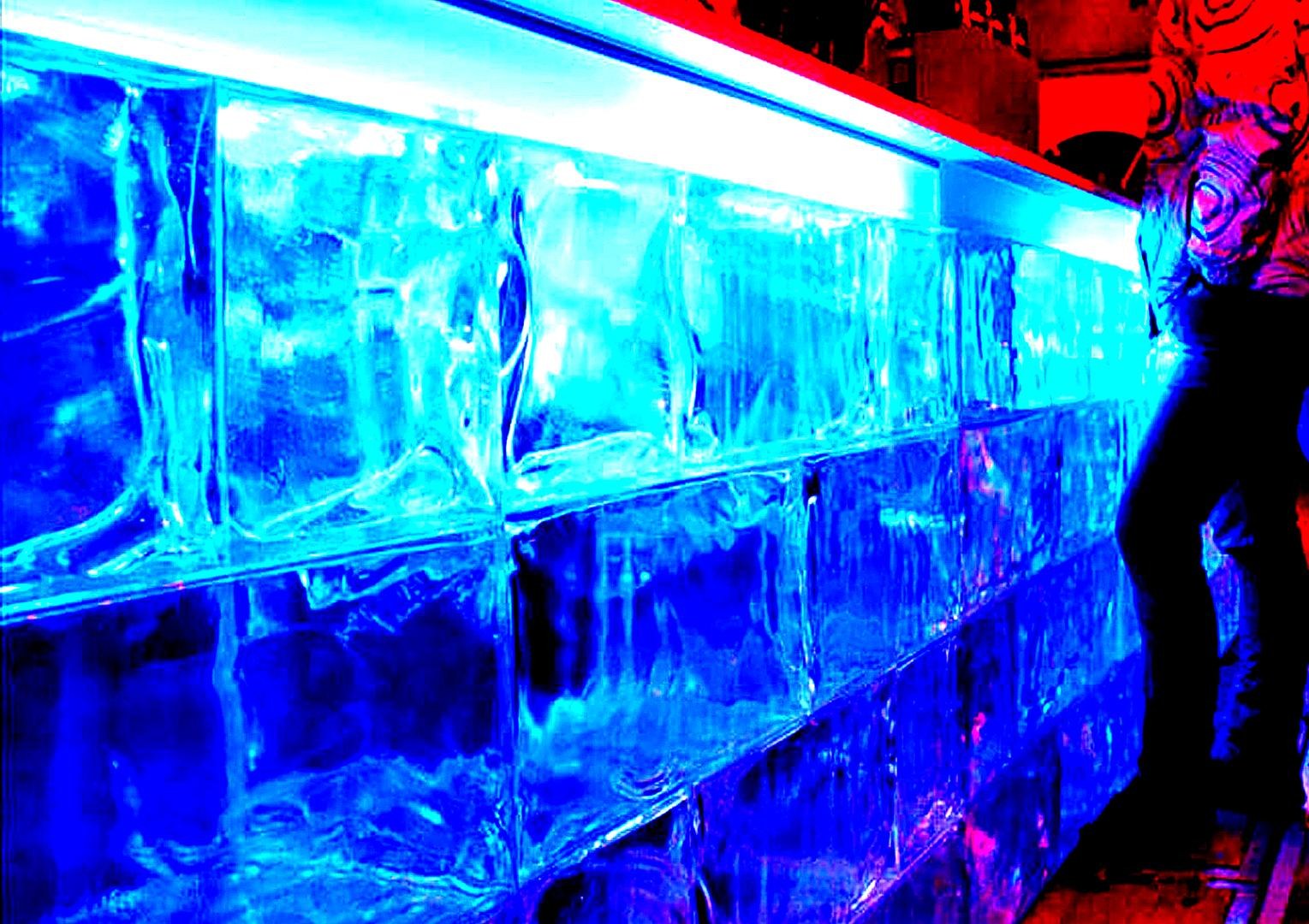 2 m Acryl Eisbar inkl. Rückwand – Co2 neutral – green event mieten in Bramsche – 2
