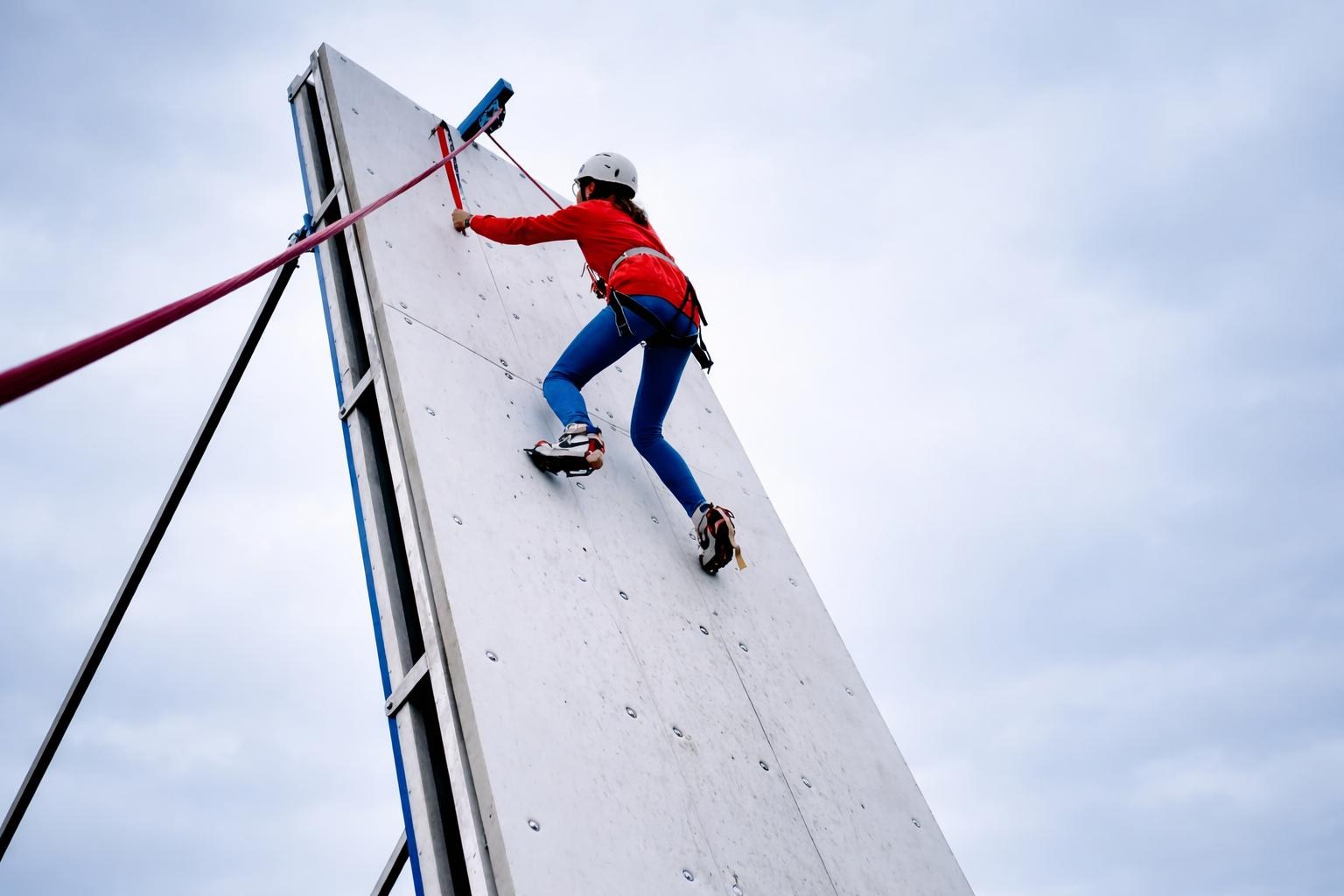 Mobile Eiskletterwand mieten in Bramsche – 3