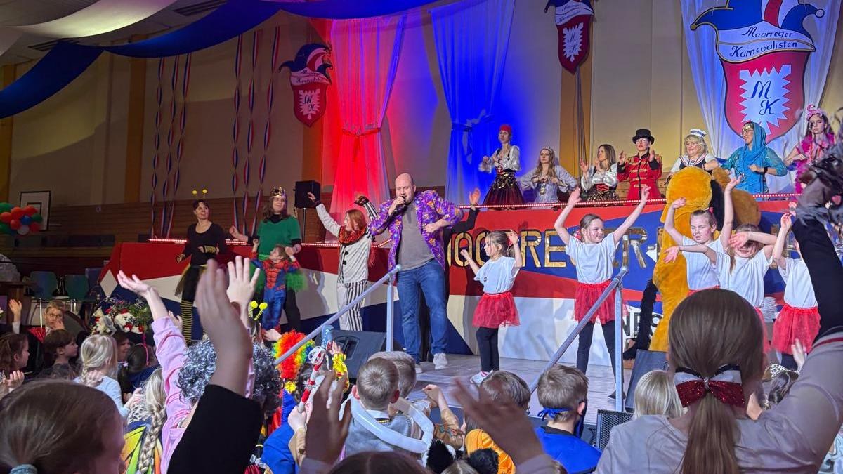 JOJOS Kinder-Karnevals- & Faschingsshow mieten in Bramsche